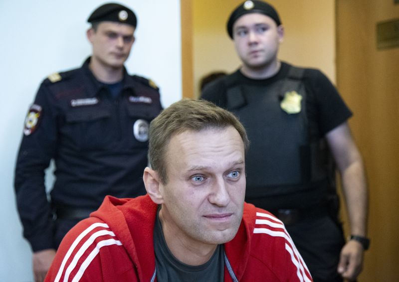 Meghalt Alekszej Navalnij orosz politikus – Putyin legfőbb politikai ellenfele egy északi-sarkkörtől nem messze található börtöntáborban raboskodott
