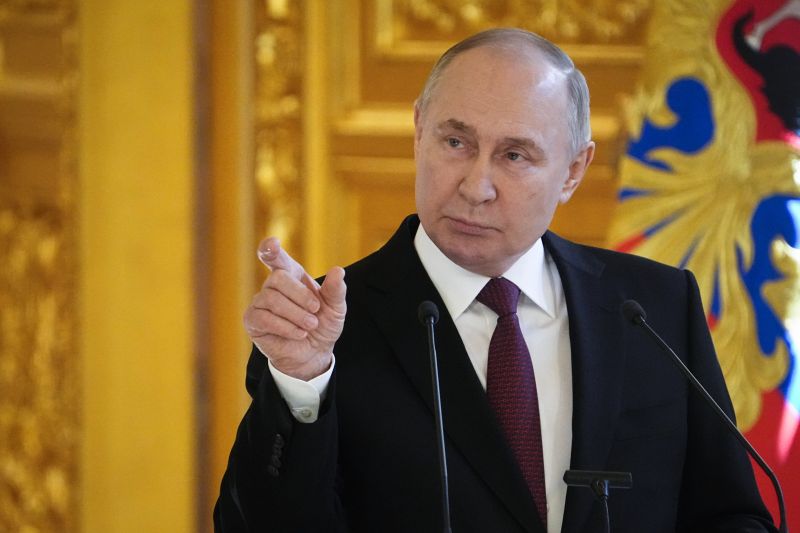 Moszkvai merénylet: Előkerült Putyin, és kegyetlen megtorlást ígér – Kijevre gyanakszik 