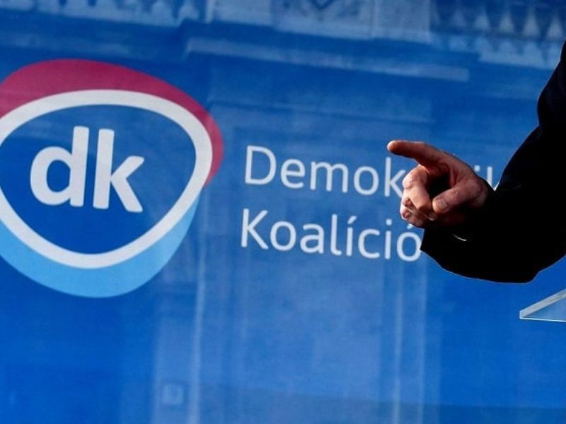 Betojt a DK, de a Kutyapártot vádolja hazugsággal – Mégsem indulnak rá Kovács Gergelyre
