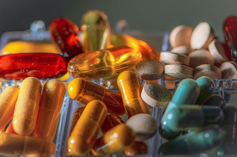 Afrikai szintre zülleszti a fideszes kormány rendelete a gyógyszertárainkat