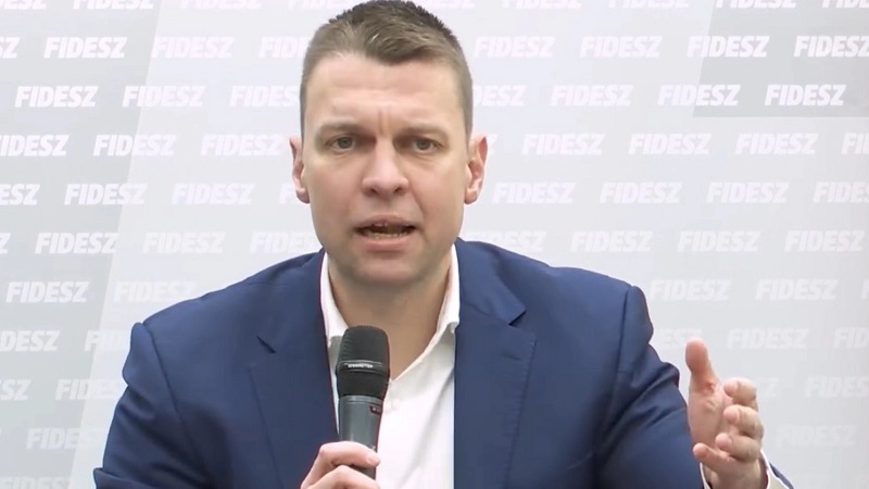 Menczer Tamás agyára mehetett a kommunikációs igazgatói poszt – Közölte, a Fidesz Európa legsikeresebb pártja