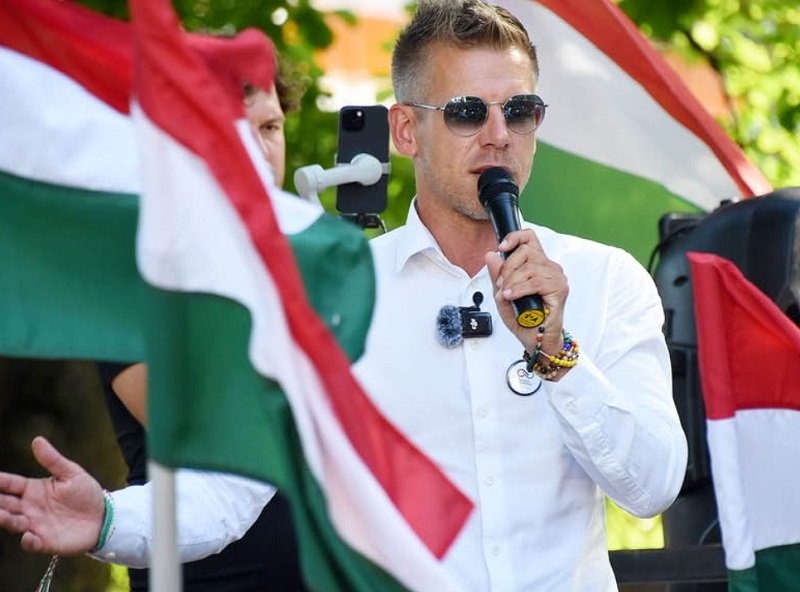 Orbán Viktor kormányon marad és a Tisza Párt lenne az új ellenzék?