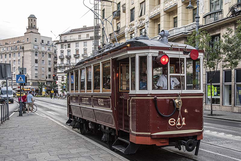 Muzeális villamosok szelik Budapestet – Itt lehet találkozni velük