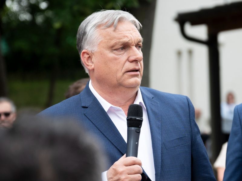 Orbán Viktor megüzente: aki fizet, az rendeli a zenét