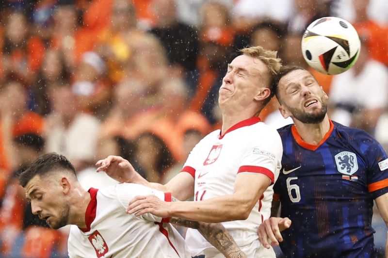 Lengyelország-Hollandia – Szoros meccset hozott a foci Eb D csoportjának nyitómérkőzése
