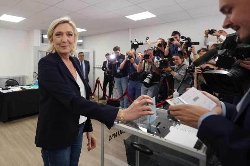Exit poll: Marine Le Pen formációja nyerhette a francia választások első fordulóját
