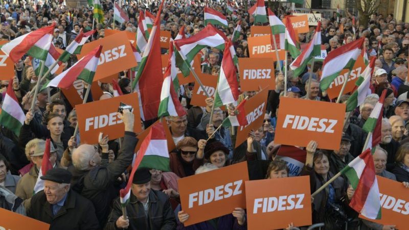 Itt a friss felmérés: a Fidesz agyonveri Magyar Péter pártját a vasárnapi választáson