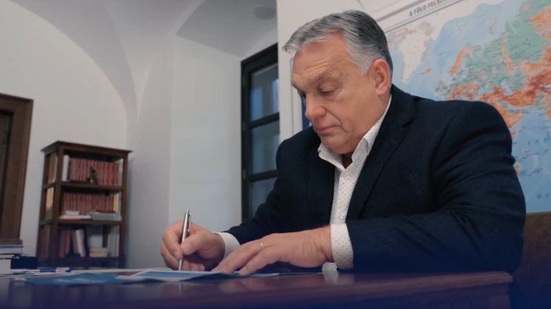 Orbán Viktor levelet írt az érettségizőknek, de ez még nem minden