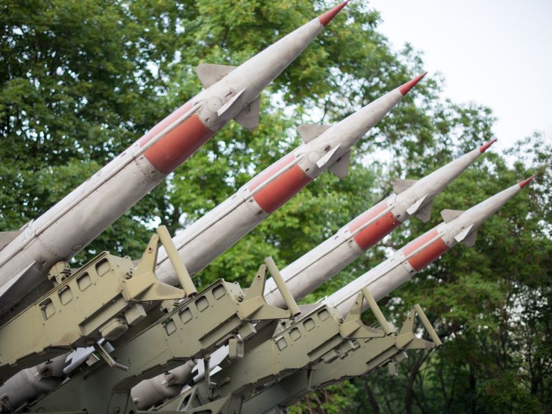 Putyin feljogosítva érzi magát közepes hatótávolságú rakéták gyártására – Amerikára hivatkozott