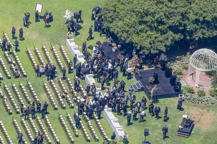Így búcsúztatták Chester Benningtont: kiszivárogtak a képek a temetésről